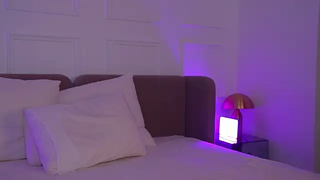 ArianaMell's Live XXX Chat