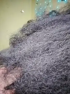 Chat XXX en directo de Seductive_Yellow_Titties