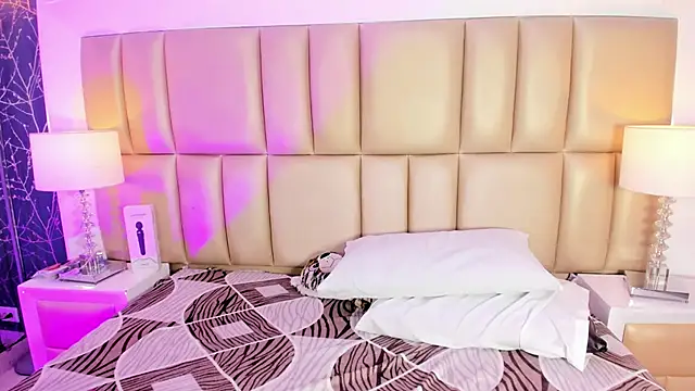 HatsaJones' Live XXX Chat