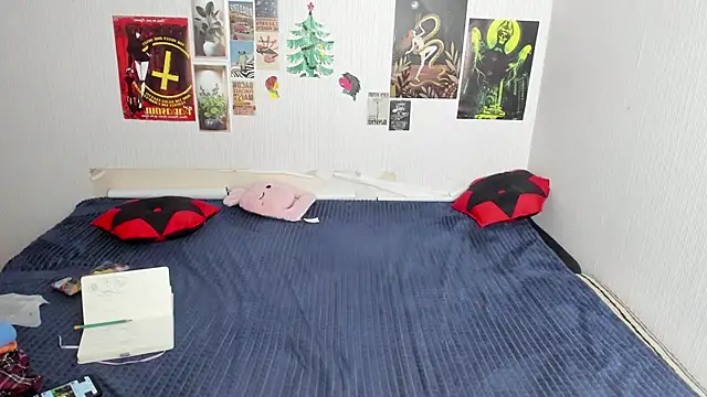 Cattie_w_ Live XXX-Chat