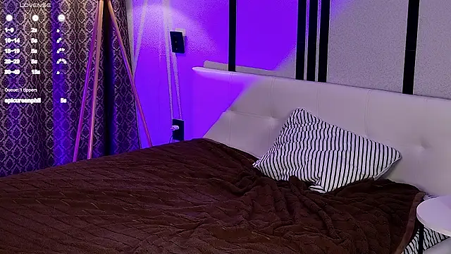 XXX chat uživo modela Bingebae