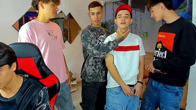 Houseofwarrios' Live XXX Chat