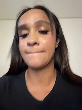 Isabella-Teen's Live XXX Chat