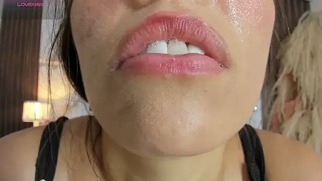 hannahill69 现场XXX聊天