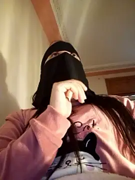 LONA-_- Chat XXX in diretta