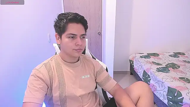 Asta_YunoXXX Show Webcam