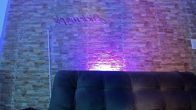 Dreams_Chloe's Webcam Show