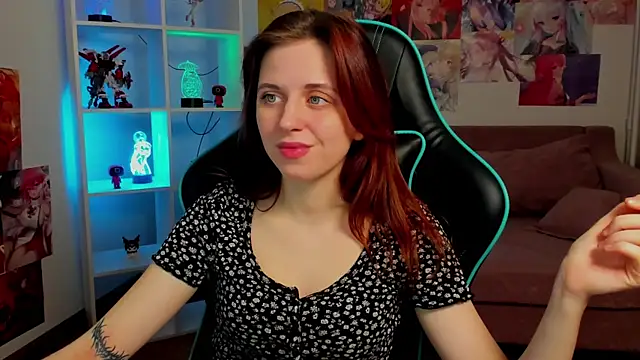 Chat +18 de FreyaVey ao vivo