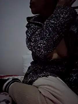 altinya Chat XXX live