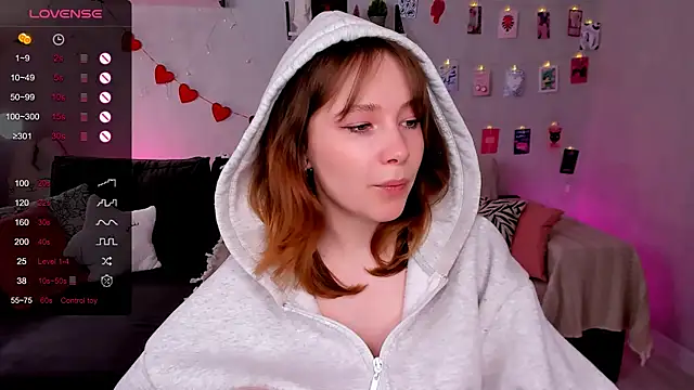 LanaBlu_'s Live XXX Chat