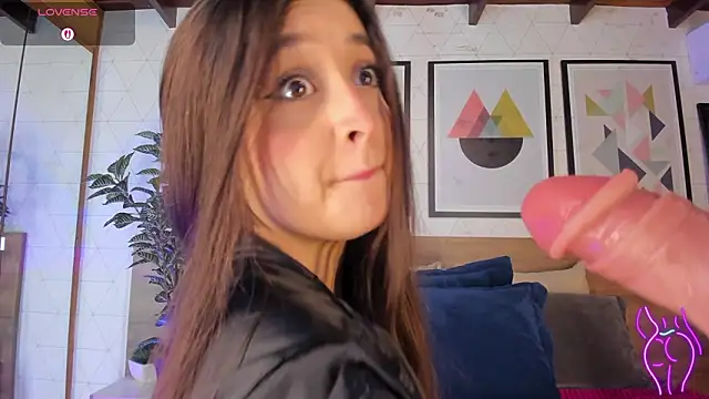 Chat +18 de MiaKay1 ao vivo