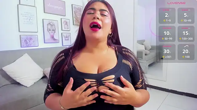 silvia_lane's Live XXX Chat