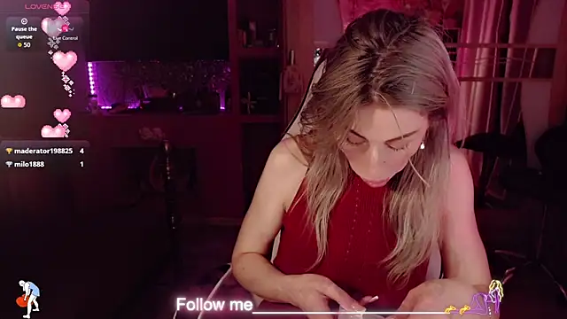 دردشة AnnieGOld_ الجنسية المباشرة