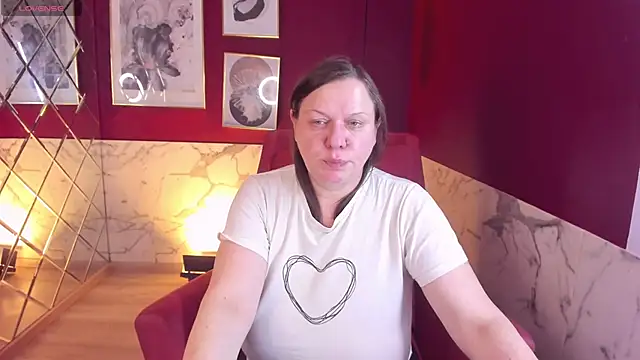 XXX chat uživo modela KellyPerfection