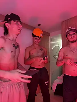 TheBatMansion Webcam-Show