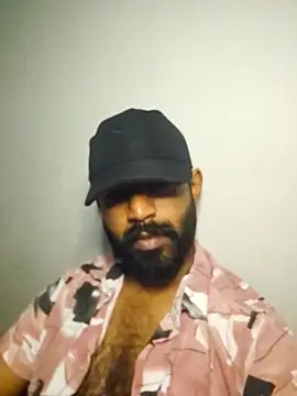 Bigkannan: онлайн-секс-чат