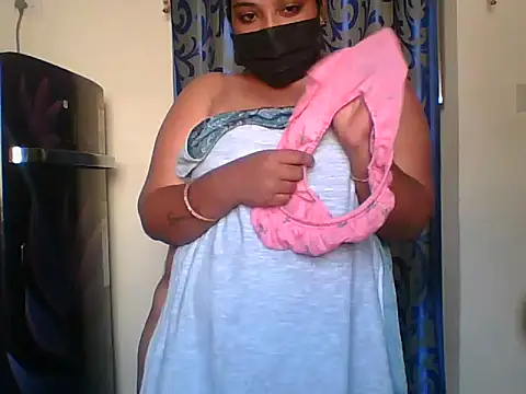 Czat XXX na żywo – Mathi_cam