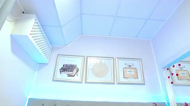 Chat +18 de BustyEva_ ao vivo