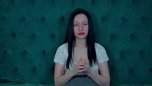 NaomiBlakes' Live XXX Chat