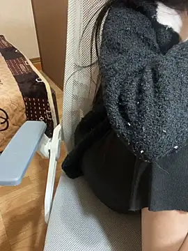 Mina048 在線直播表演