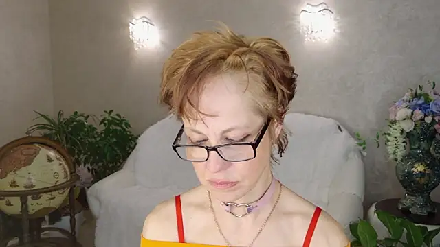 LioraWeiss' Webcam Show