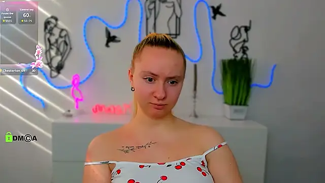 mila_glow1's Live XXX Chat