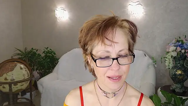 LioraWeissのライブXXXチャット