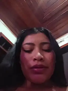 LunaaRosse: онлайн-секс-чат