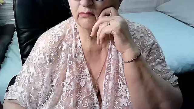 LolkaAlyss 现场XXX聊天