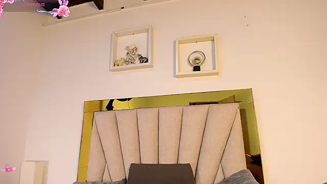 vahiolet_fuentes Live XXX-Chat