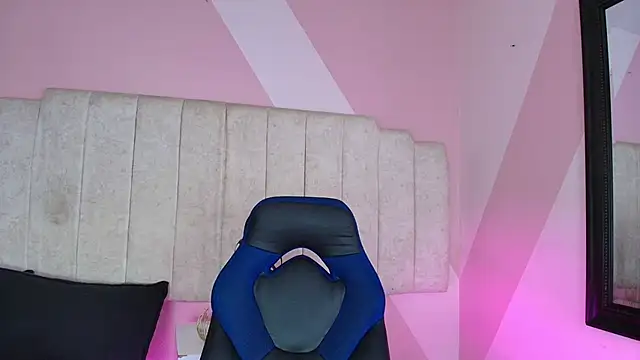 Dakashyten élő XXX-chatje