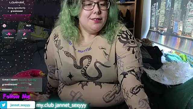 JannetPie's Live XXX Chat