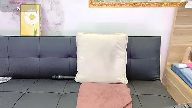 Felicity-Feline's Webcam Show