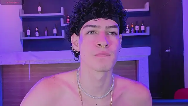 nova_salvatoreのライブXXXチャット