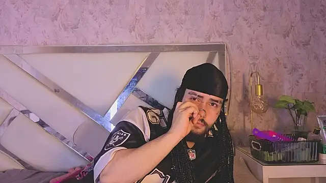 Benny_and_Mark's Live XXX Chat