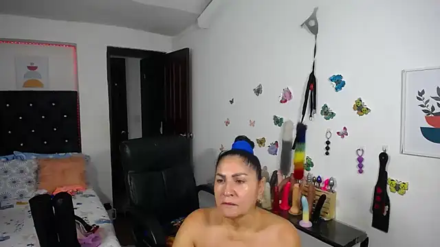 mature_bigboobs10's Live XXX Chat