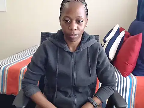 Chatroom XXX en direct de QUEENMANDYY