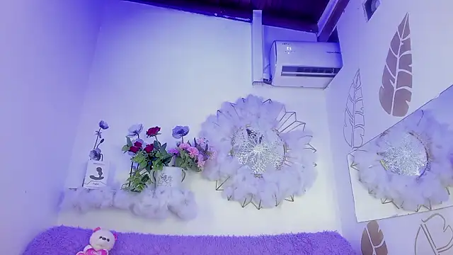 Ariadna_Evangeline webcam show