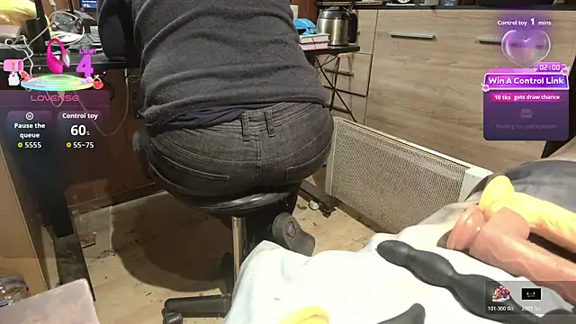 misteryman1956 Adlı Modelin Canlı XXX Sohbeti