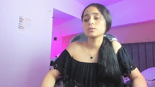 XXX chat uživo modela Giselle_Roldan