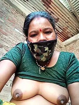 Kirti_sacsena's Webcam Show