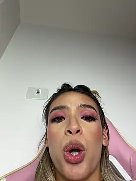 ANNYTORRES webcam show