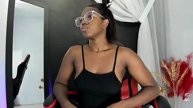 Chat +18 de nilosolem ao vivo