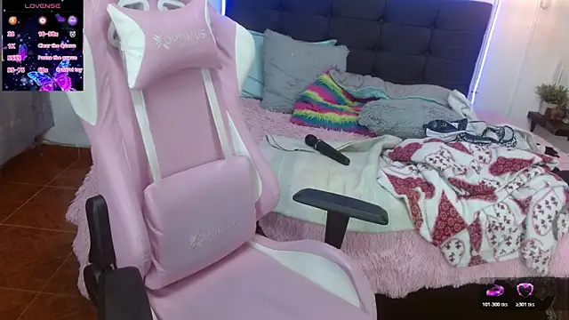 Chat XXX en directo de Keyla01_