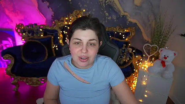 MirandaWong's Live XXX Chat