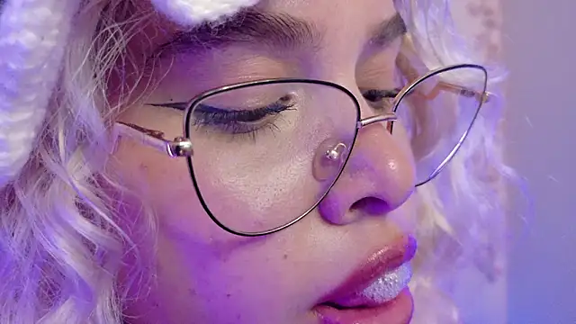 แชท XXX สดของ Haelycute