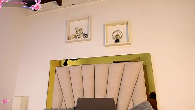 vahiolet_fuentes élő XXX-chatje