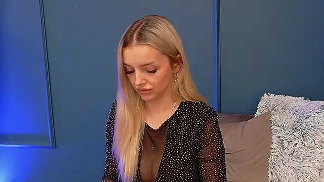 DeeaVIP webkamerás műsora