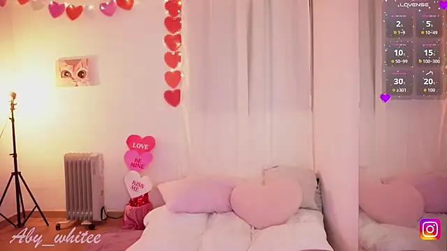 Chat XXX en directo de AbyWhitee