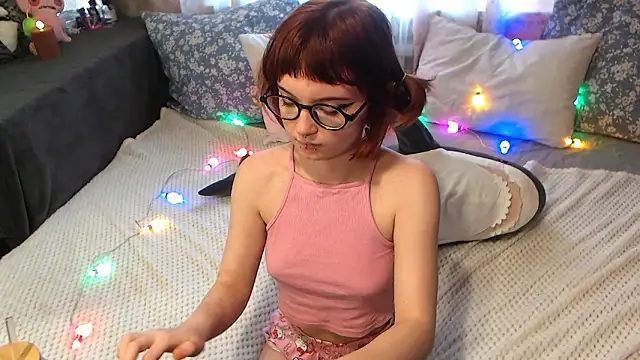 Chat +18 de RinaMay18 ao vivo